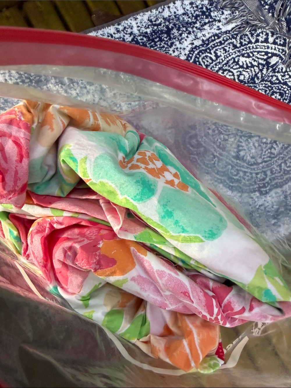 Floral Cotton King Duvet Cover - Multicolor the Company Store beautiful colors - Picture 4 of 4